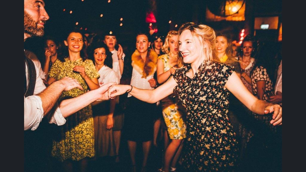 Day Hopper - Learn to Lindy Hop